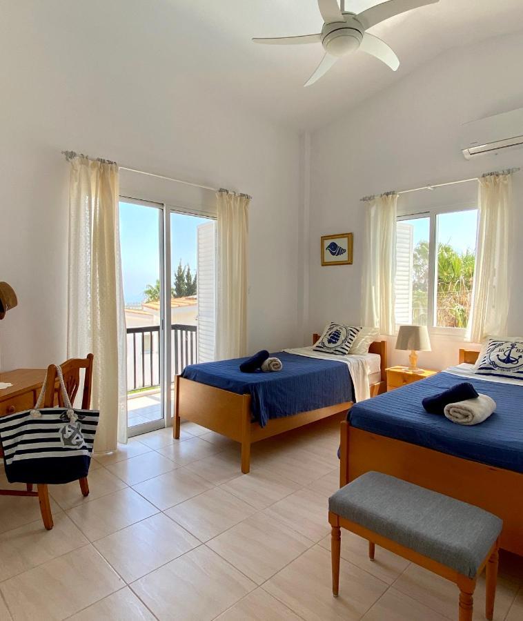 Villa Alicia With Priv Pool, Beautiful Garden And Shady Veranda- 5 Min To The Beach เปเยีย ภายนอก รูปภาพ